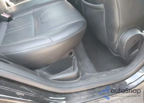 2014 Ford Focus Titanium z USA, uszkodzony, nr VIN 1FADP3J22EL422152